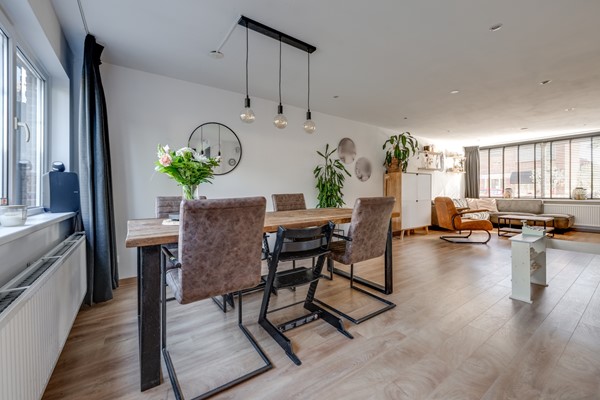 37_FUNDA_STRIJENSTRAAT 13_RIJEN.jpg